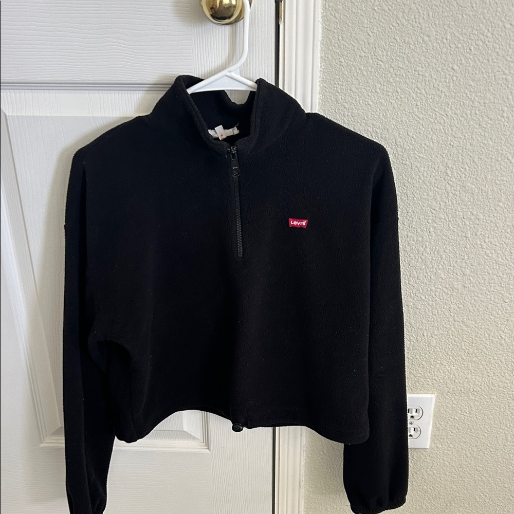 Levi's Women’s Black Quarter Zip Fleece Cropped Sweatshirt